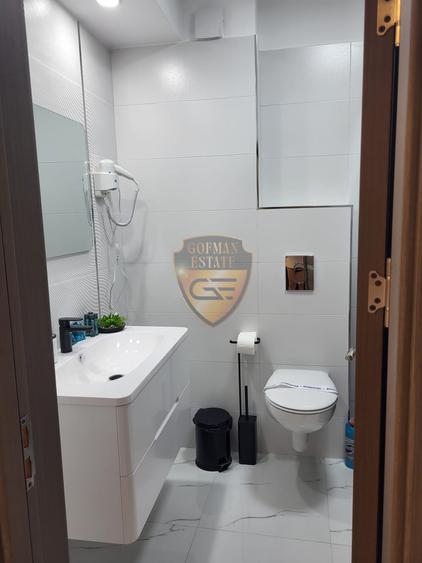 Studio Mamaia Tenis Club, 33mp, et 5/8 lift, vedere la lac, gaze, A/C term lung