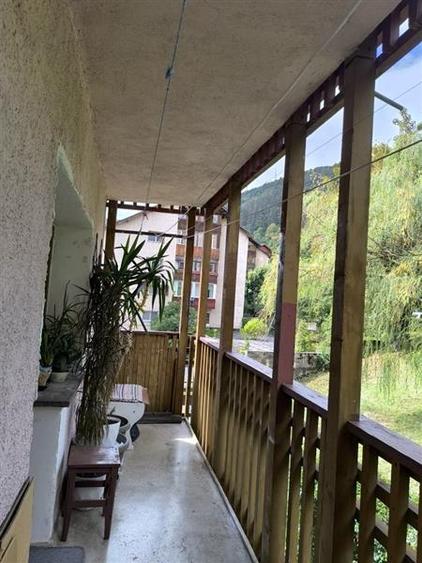 Apartament cu 3 camere la etaj 1, in Racadau, Brasov