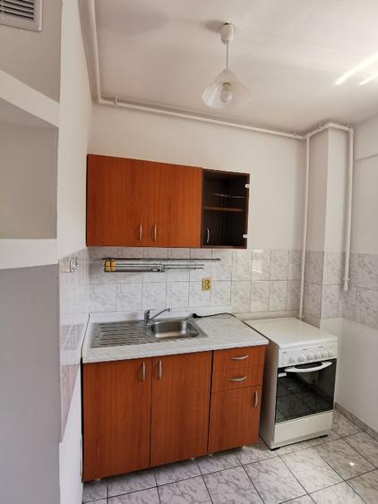 GARSONIERA PENTRU INCHIRIAT BD. UNIRII