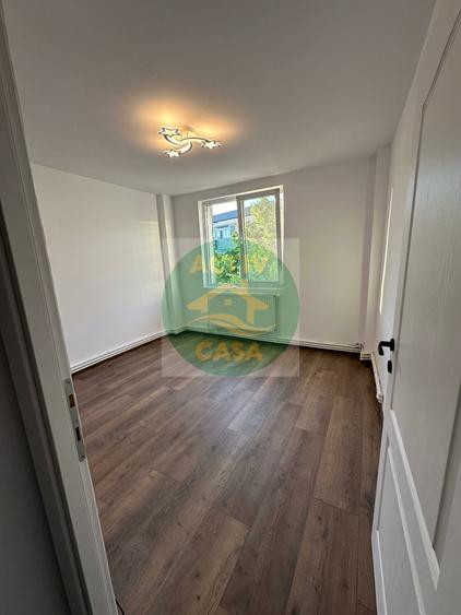 Apartament 2 camere, etaj 3, renovat, zona Piata Mica