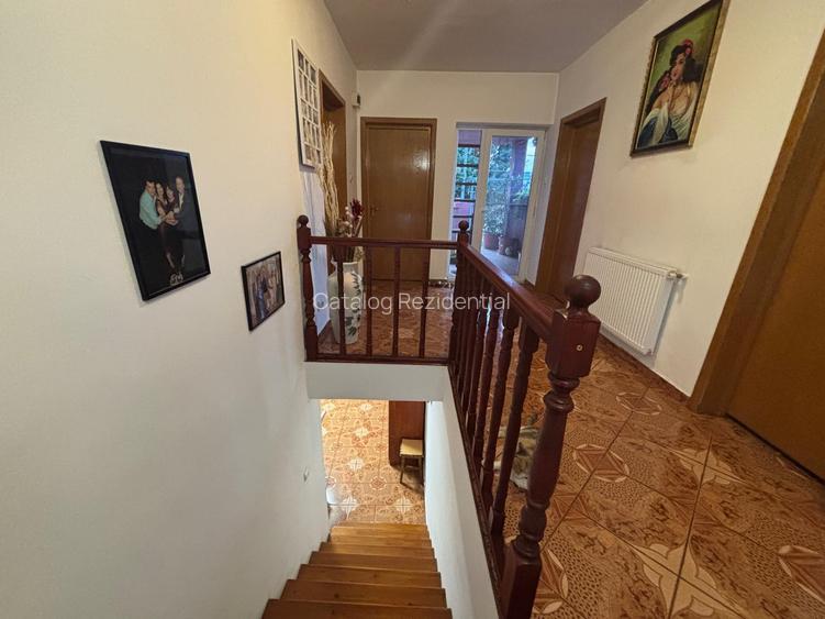 Vila de vanzare cu 2 apartamente individuale in Cartierul 23-metrou Republica - 22