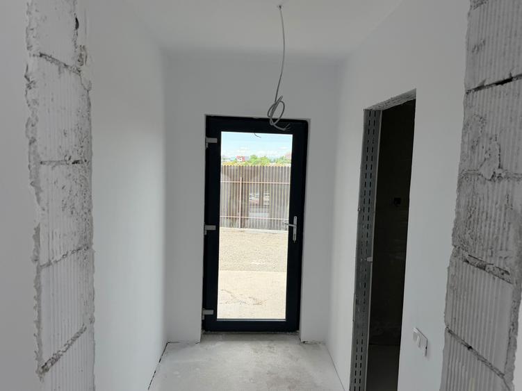 Casa individuala cu 5 camere, teren 450mp, Electroprecizia, Sacele