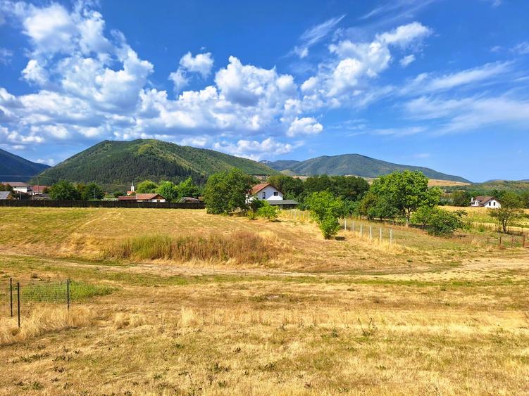 Teren de vanzare 1.257 mp Gura Râului-Zona Mărâjdiei -Investiție!
