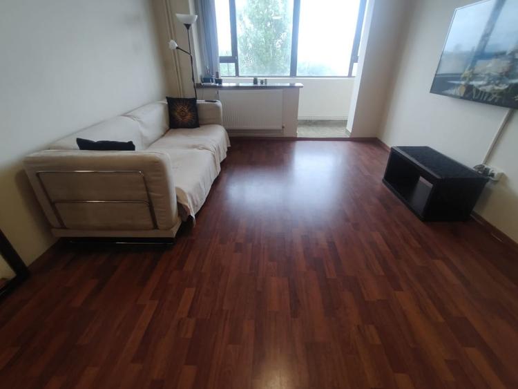 ULTRACENTRAL 2 CAMERE SEMI, VEDERE MARE LIBER 61 MP PRET 115000 EURO