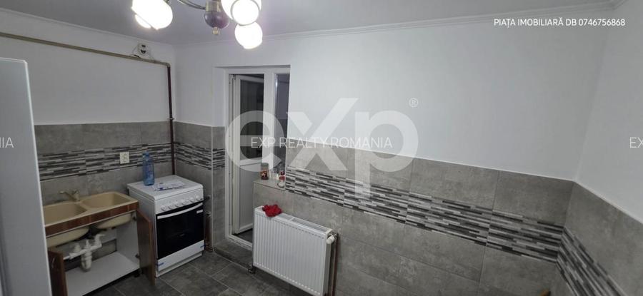 Apartament 3 Camere Decomandat, Etaj 1, Renovat complet, totul nou - Micro 6 - 6