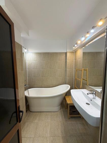 Apartament 3 camere Decomandate Dacia / Mega Image