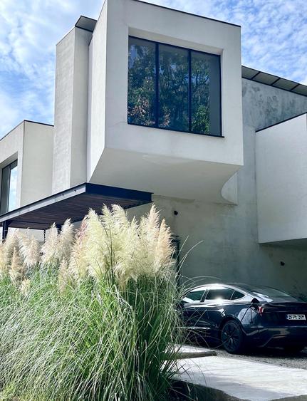 CASA CONCEPT SUSTENABILA CU POMPE DE CALDURA SI PANOURI FOTOVOLTAICE
