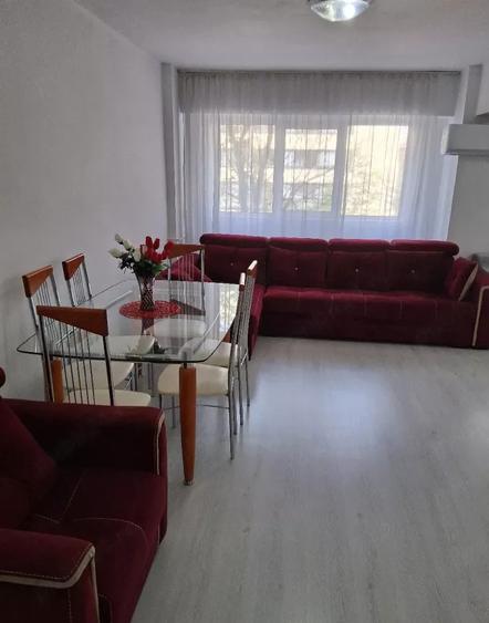 Basarabia - 3 Camere - 2 Băi - 90 mp - Renovat - Bloc Anvelopat