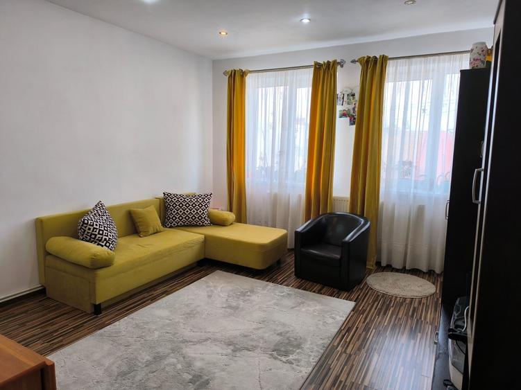 Apartament 3 Camere zonă liniștită ( Palas )