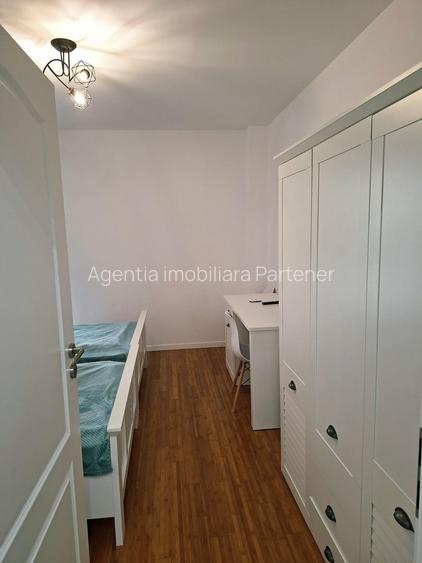 2 camere UltraCentral Pitești , mobilat / utilat / GARAJ ! - 19
