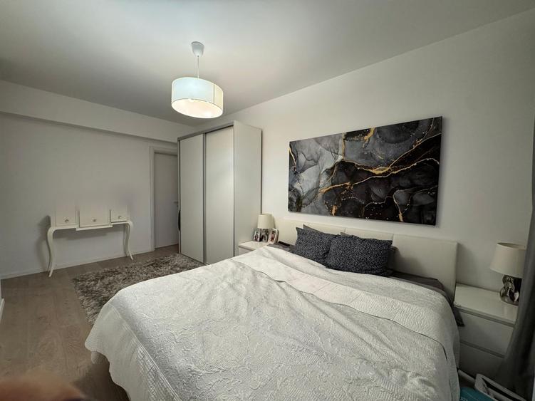 3 CAMERE + CURTE 76mp || SISESTI - BANEASA