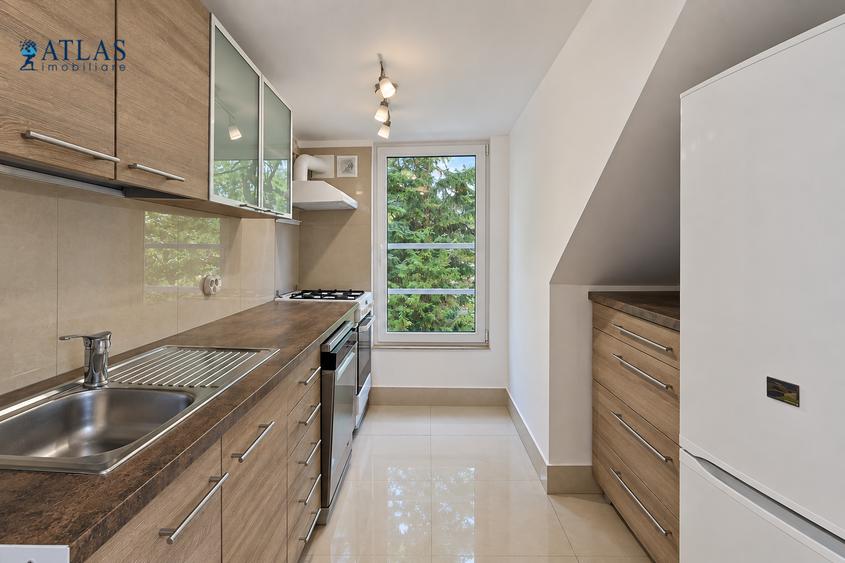 Zona Drumul Poienii, in vila, 72 mp., priveliste, 2 parcari, terasa privata