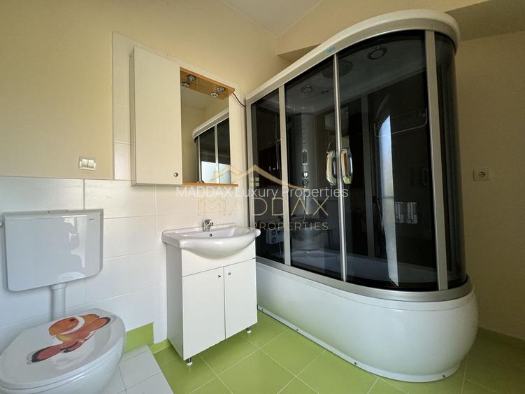 Vila Individuala 7 camere*Piscina*Teren 1000 mp / 8 parcari// Erou Iancu Nicolae - 50