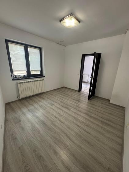 Casa Singulara Lacul Tei - Maica Domnului - Sector 2 - 4 locuri de parcare