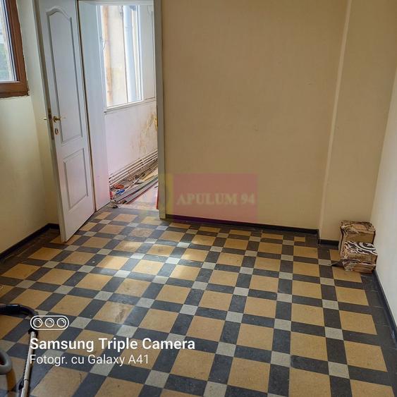 Apartament 5 camere Mitropolie
