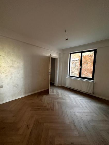 Apartament 3 camere, 100 mp, 3 băi, bloc 2026, zona Medicina, Craiova