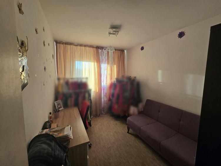 APARTAMENT 4 CAMERE, DECOMANDAT, 2/4, INEL 2 - 14