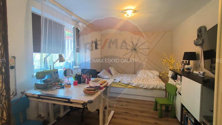 Casă 3 camere + teren 935 mp de vânzare - Zona General Galați - 4