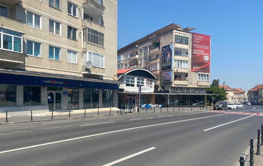 Spatiu comercial de inchiriat Piata Teatrului 3