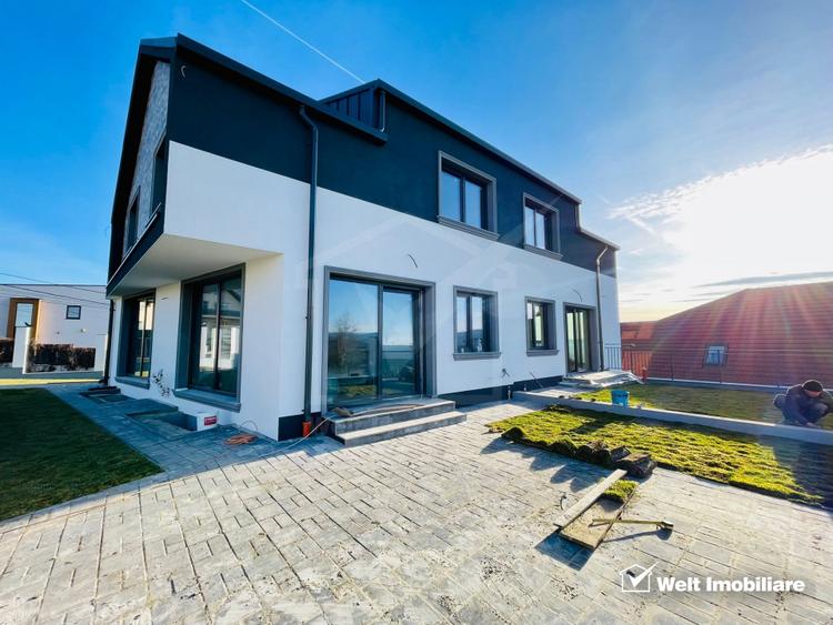 Duplex 4 camere, S+P+M, 156 mp utili, 280 mp teren,Dambul Rotund, zona linistita