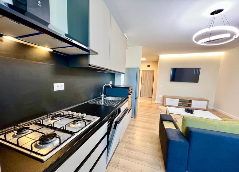 Apartament modern de închiriat, 2 camere, bloc nou, loc de parcare