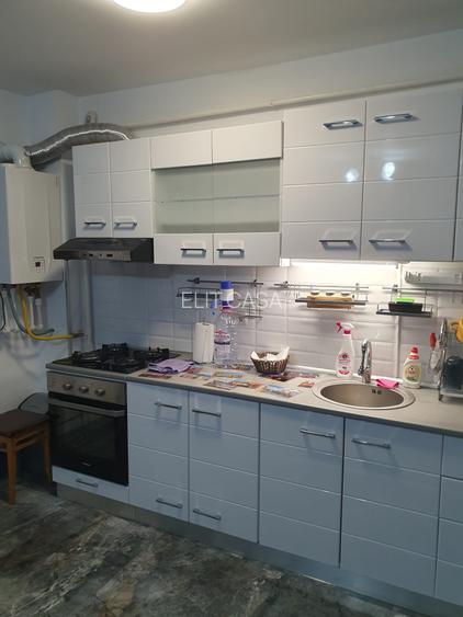 Apartament cu 2 camere, LOC PARCARE INCLUS,  zona  Pacurari - Rediu - 26