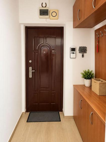 Central apartament spațios transformat din 4 camere