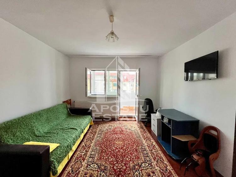 Apartament cu 2 camere,decomandat, centrala proprie, Plavat 2