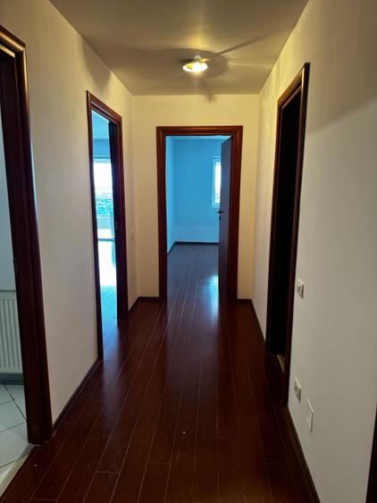 Apartament 2 camere de vânzare, etaj 18, terasă 22 mp - Metropolis, sector 1