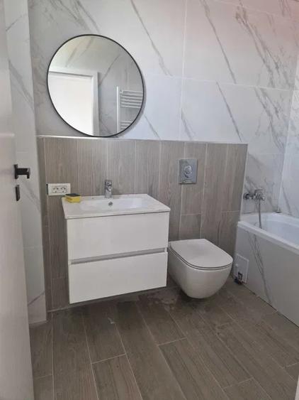 Apartament 3 Camere Regie Centrala Proprie Nemobilat Loc Parcare Bloc 2026