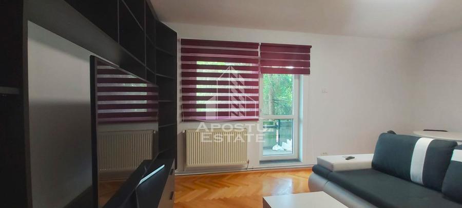 Apartament cu 3 camere decomandat in zona Maranata
