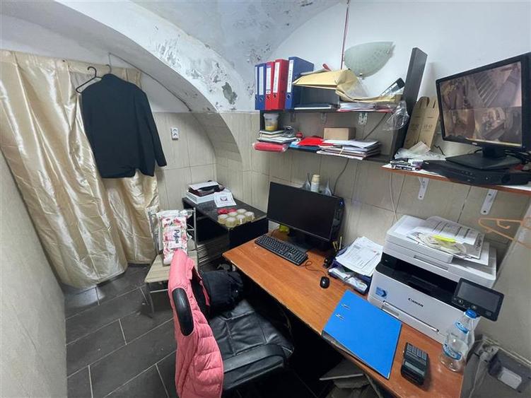 De vanzare spatiu comercial zona ultra centrala 277 mp