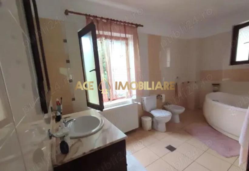 Vila de vanzare | Popesti Leordeni | 250 mp | Curte | Parcare | Garaj