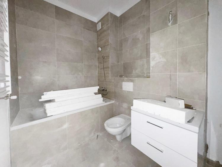 Apartament 2 camere, decomandat, 53.4 mp utili, etaj 2/9, zona Aradului