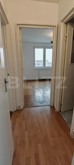 Apartament 3 camere semidecomandat, 64.20 mp, zona Astra