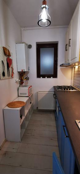 Apartament tip studio, centrala proprie, balcon, zona Calea Călărașilor
