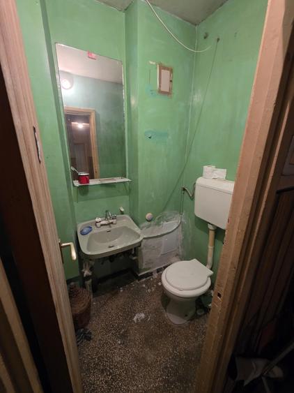 Vânzare 4 CAMERE - BERCENI – TURNUL MĂGURELE