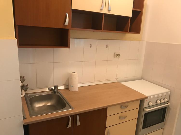 Apartament o camera circumvalatiunii 250euro