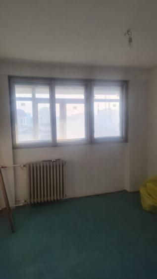 Apartament 3 camere,decomandat, Bucuresti, zona Doamna Ghica, 70mp, 111.500euro