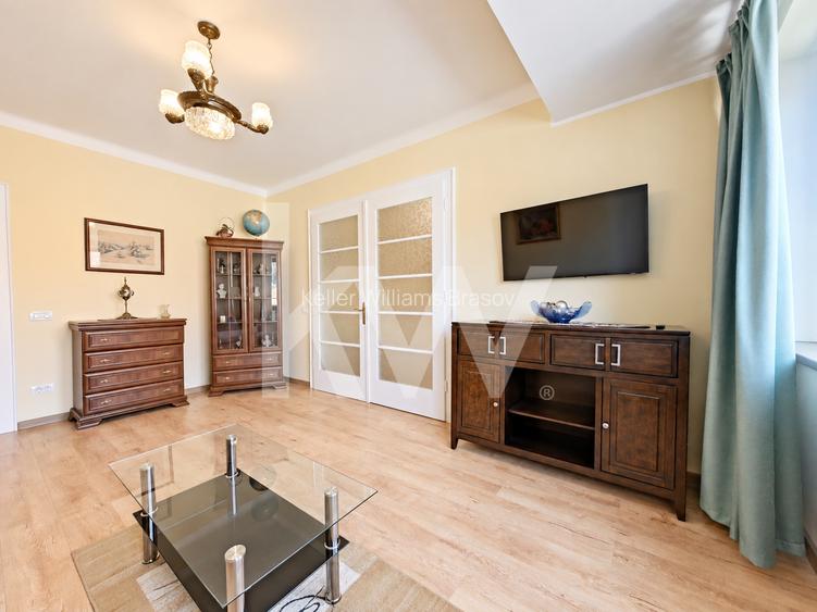 Închiriere apartament cu 3 camere, mobilat și utilat, Central Brasov - 3