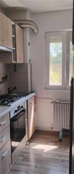 Vanzare Apartament 3 Camere Semidecomandat Berceni-Covasna