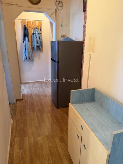 Apartament 3 camere - etaj 3 - balcon - zona Cedonia - 9