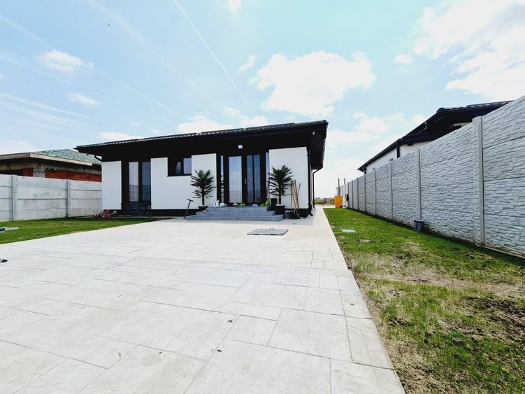 Casă Parter - Dormitor Matrimonial - Teren 365 mp - 115000 euro - Comuna Berceni