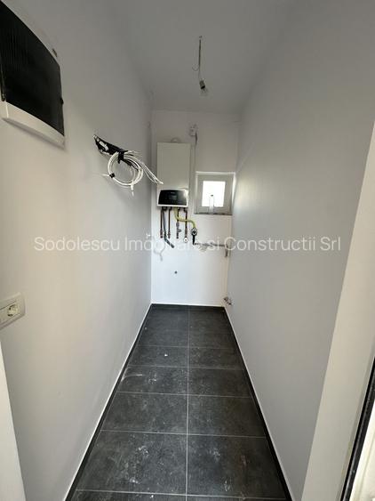 Duplex despartit prin spatiu tehnic - 10