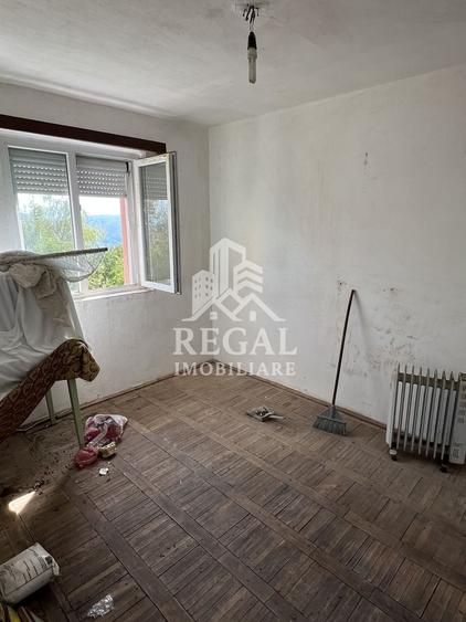 Pachet 2 apartamente – Ghelari, etaj 1, bloc reabilitat termic