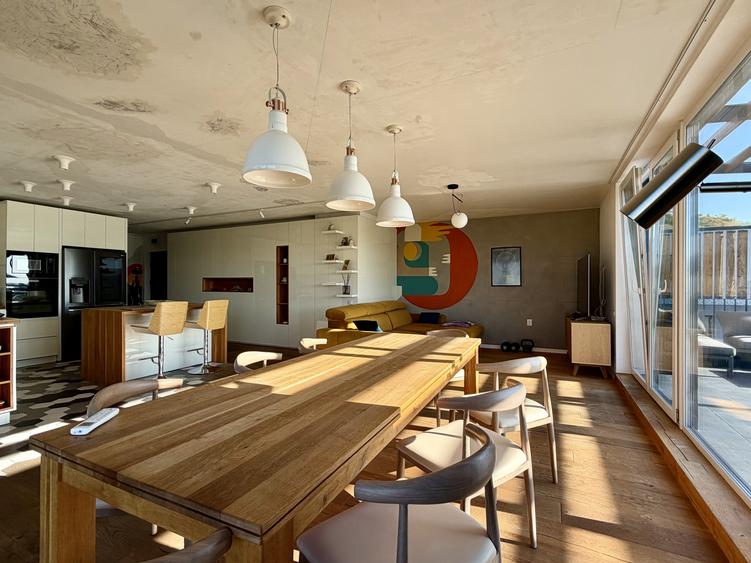 Penthouse în Grigorescu 125 mp utili, 214 mp terase, 2 parcări subterane