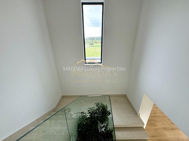 Vila Exclusivista in Mijlocul Naturii *959mp teren*/ 420mpc / Balotesti - 48