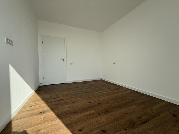 Apartament 2 camere, 54 mp utili + balcon si terasa, parter - Torontalului