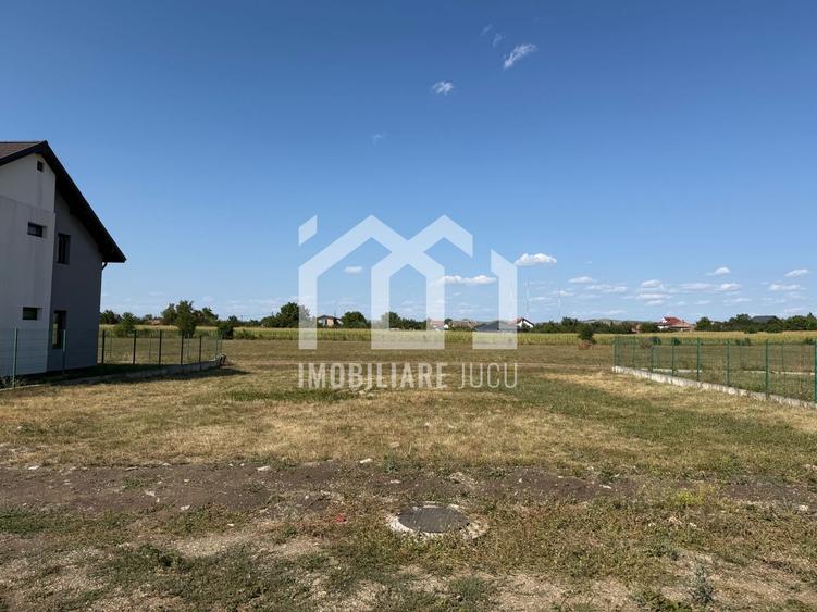 Teren cu PUZ aprobat și proiect de casă P+M – 400 mp - Jucu de Sus