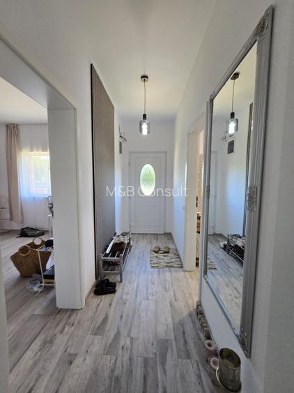 Duplex pe parter, mobilat și utilat complet, teren 300 mp – Bucovăț - 36